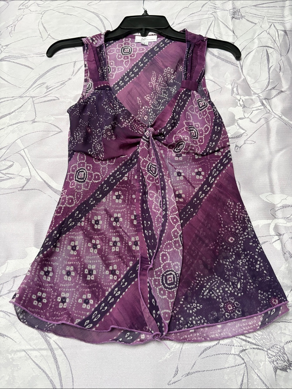 Popping Pretty Purple Patterned Tie-Front Sleeveless Blouse